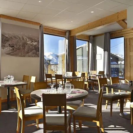 Club Mmv Les Arolles **** Val Thorens