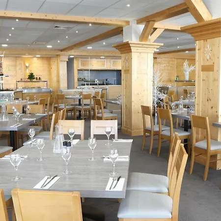 Club Mmv Les Arolles **** Hotel