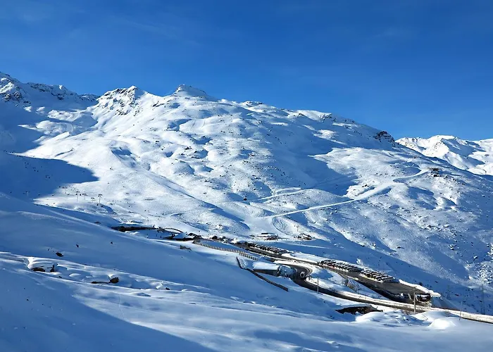 Club Mmv Les Arolles فندق 4*