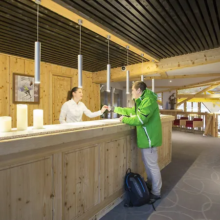 Club Mmv Les Arolles **** Hotel
